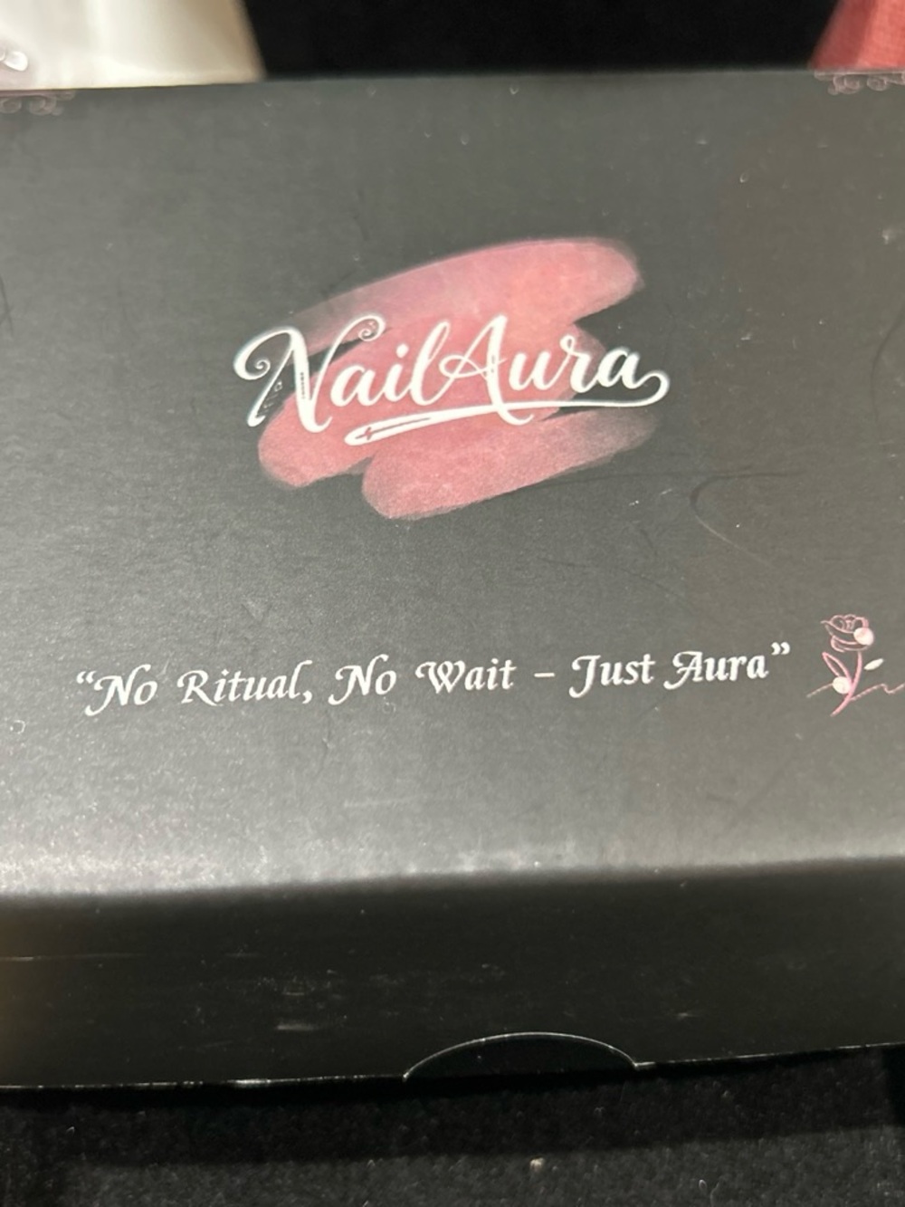 Nail kit - Picture 2 of 2
